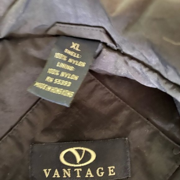 Vantage light weight jacket size XL - Picture 2 of 2